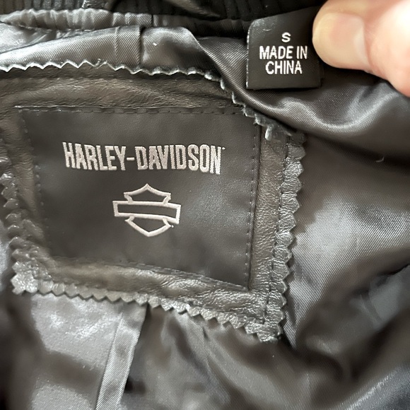 Genuine Harley Davidson Varsity Leather/wool women’s small - Picture 2 of 3